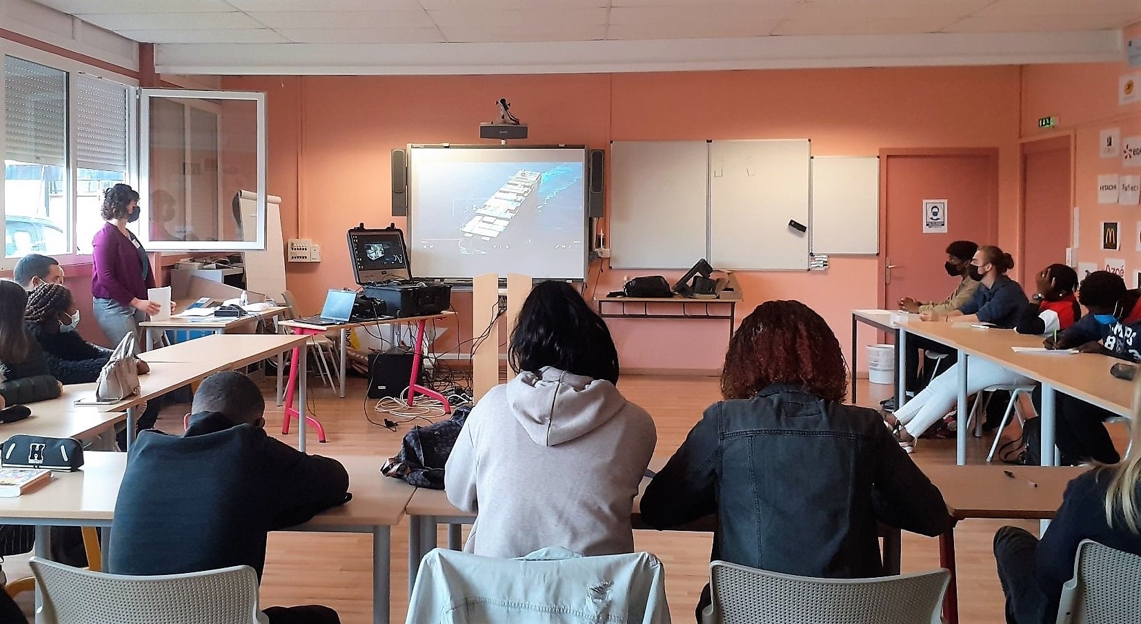 Présentation des métiers et des formations du transport et de la logistique