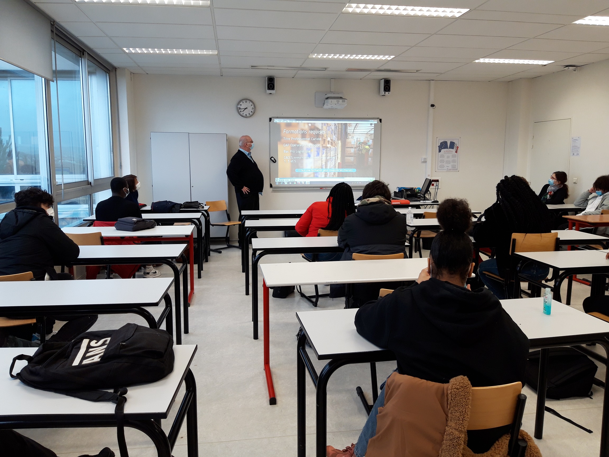 Présentation des métiers transport et logistique AFT lycéens