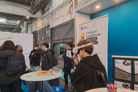 Les élèves ont découvert les différents métiers grâce au Casque de réalité Virtuelle.