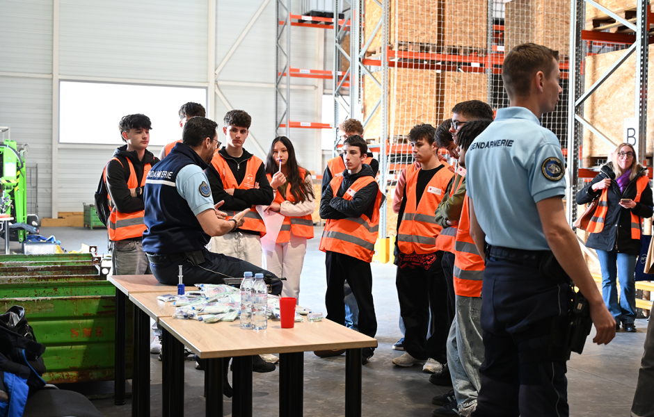 Photo 1 -  voir en plus grand (fenêtre modale)