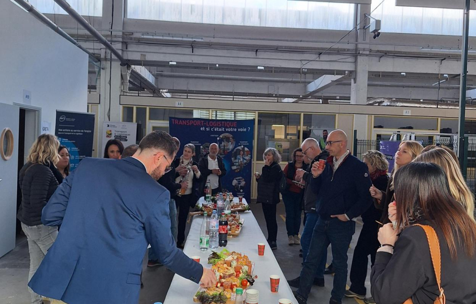 Photo 1 -  voir en plus grand (fenêtre modale)